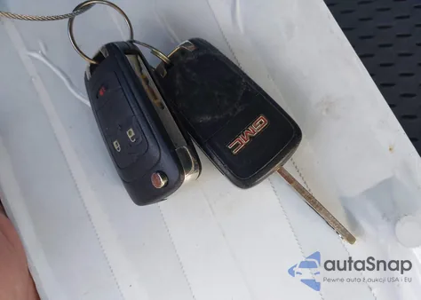 2015 GMC Terrain Sle-1 z USA, uszkodzony, nr VIN 2GKALMEK3F6132526